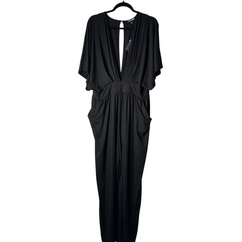 Fashion Nova Private Dinner Jumpsuit Size 2X Black Surplice Short Sleeve Pockets